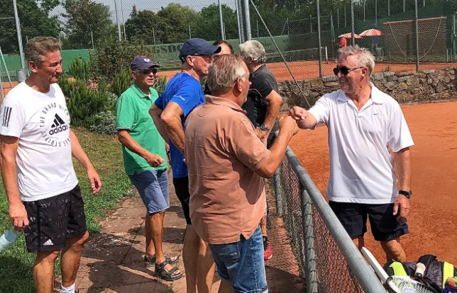 Manfred Haub Und Wolfgang Schreck Abklatschen Nach